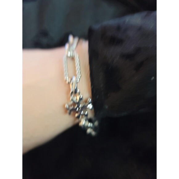 Tori Burch Roxanne Chain Bracelet NWTs - Picture 3 of 3
